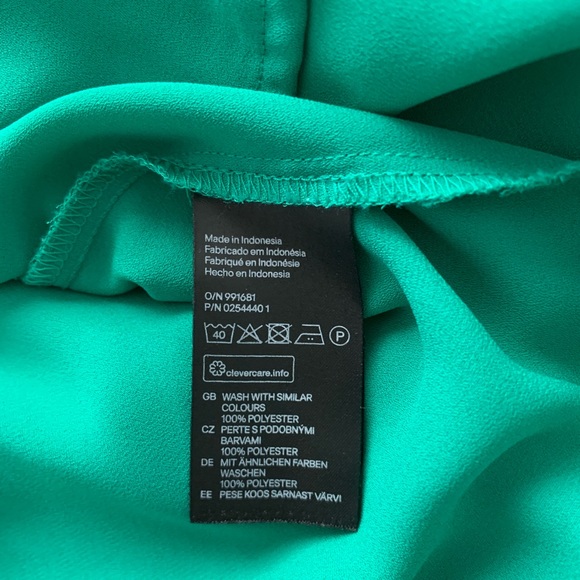 NWOT H&M Long-Sleeved Blouse - Picture 5 of 6